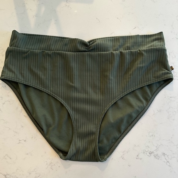 XXL bikini bottoms - Picture 1 of 3